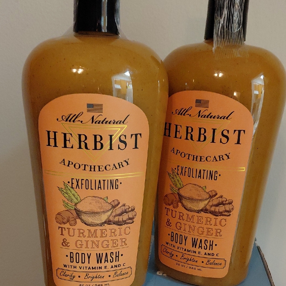 Turmeric & Ginger Exfoliating Body Wash - Natural Orange Set Of Two 32 Oz Each